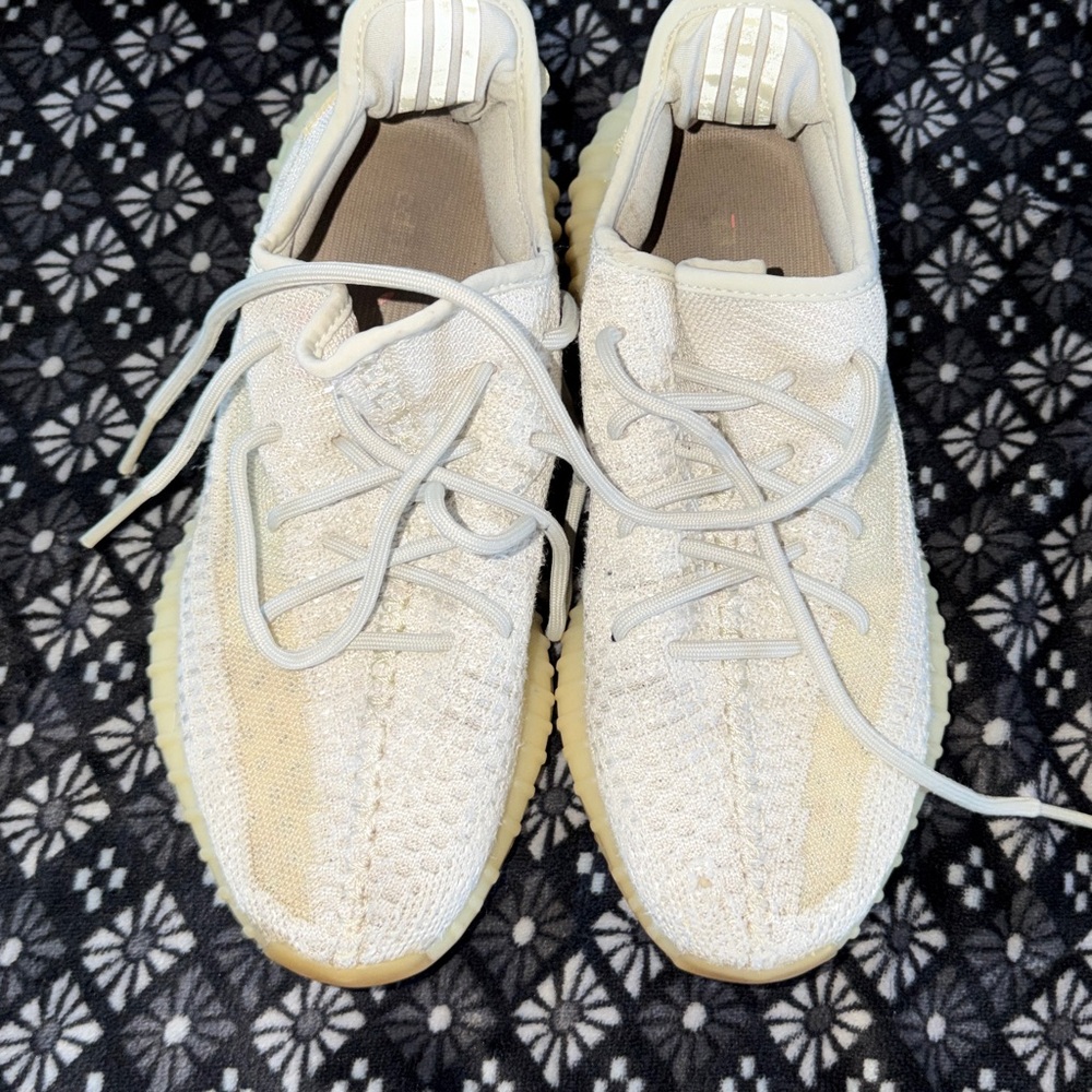 Adidas Yeezy 350 Boots - Picture 3 of 8